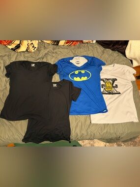 32 Degrees - Black, Under Armor -Blue and Pens Light Grey Medium set of 4